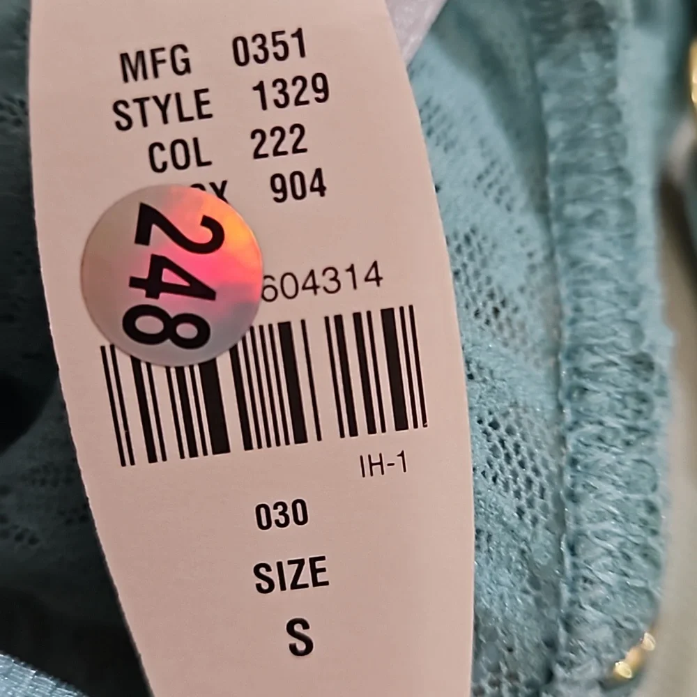 Victoria's Secret stretchy lace aqua Chemise NWT
